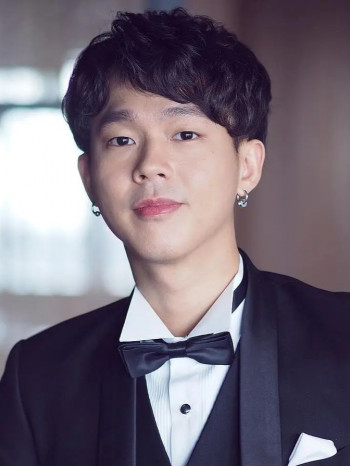 纳塔西特·科蒂马努瓦尼