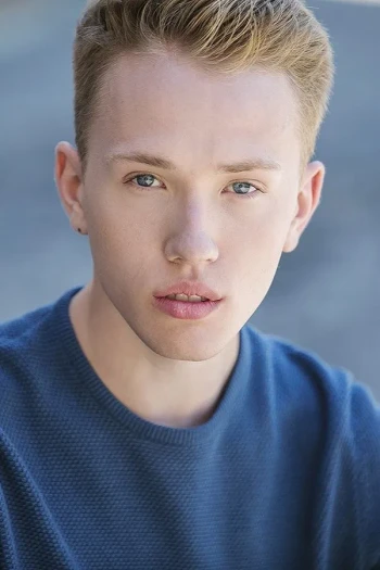 卢克·艾沃雷多