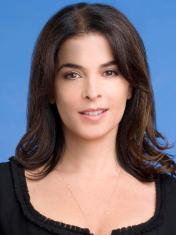 安娜贝拉·西奥拉