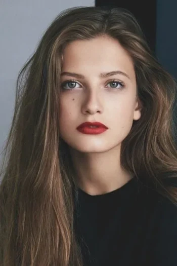 佐伊·帕斯提尔·赫斯泽恩