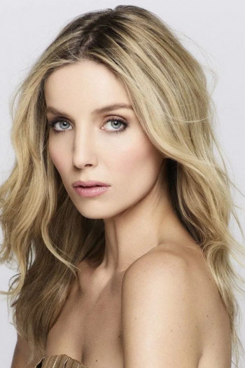 安娜贝拉·沃丽丝