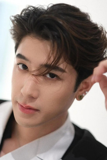 阿卡纳吾·曼格拉苏