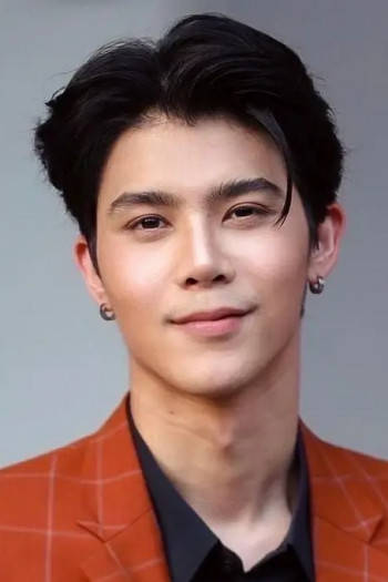 阿克卡拉威·纳缇帕特