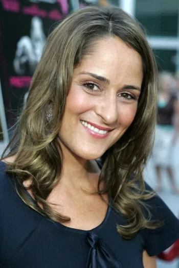 蒂娜·霍尔姆斯