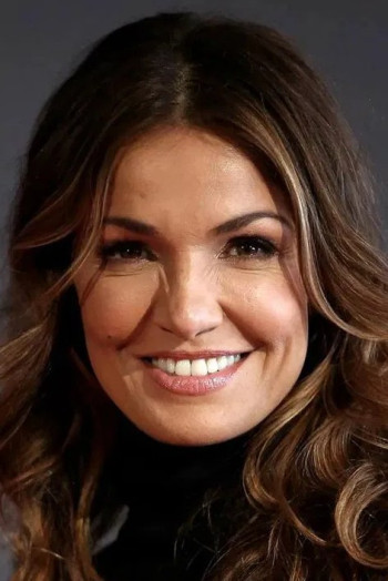 娜迪亚·法尔丝