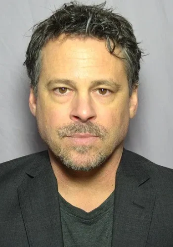 迈克尔·雷内·沃尔顿