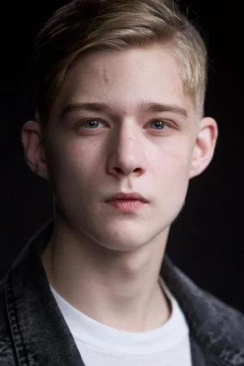 奥列格·萨沃斯塔尤克