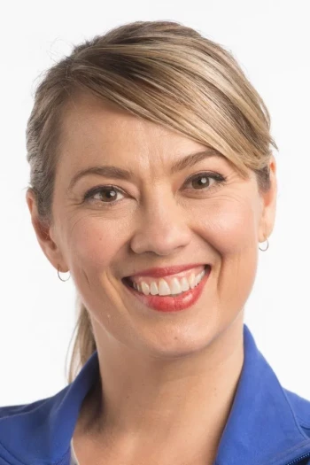 奈奥米·斯尼克斯