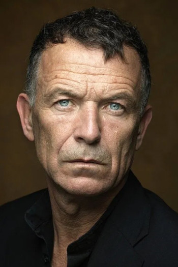 雷蒙德·提哈瑞