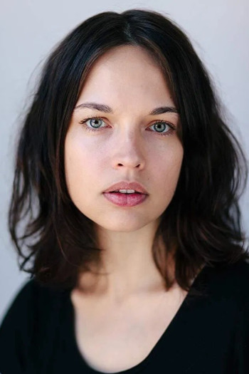 安吉·K·亚当斯