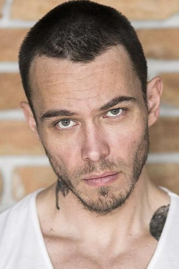 塔玛斯·伦吉尔