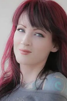 朱莉·安妮·普雷斯科特