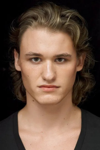 迪伦·普莱费尔