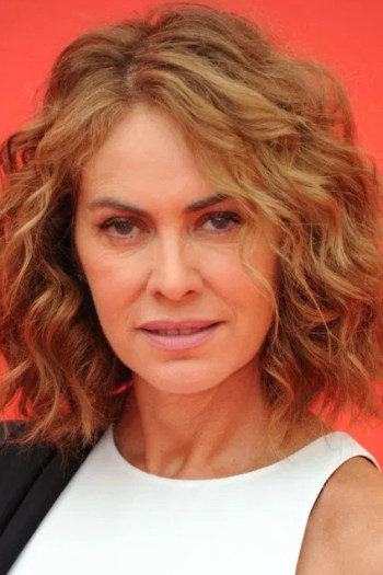 艾莱娜·索菲亚·里奇