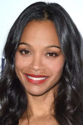 佐伊·索尔达娜