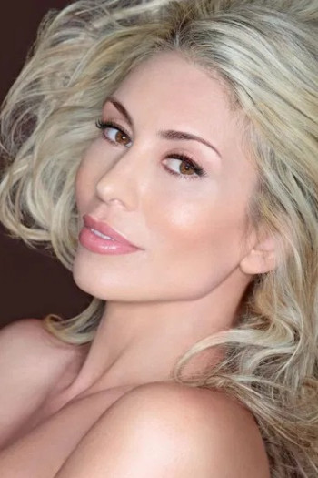 娜塔莉·萨福兰