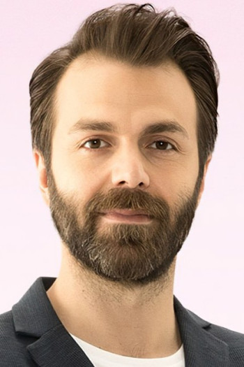 阿齐兹·坎内尔·伊南