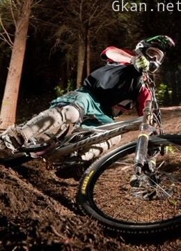 领略探险者的魅力,玩转极限运动的刺激