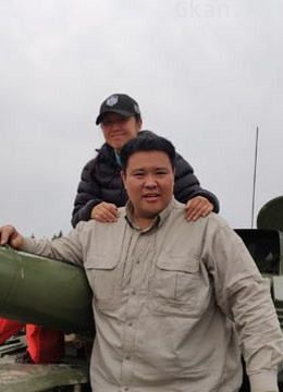 《地球之极侣行》精彩片段