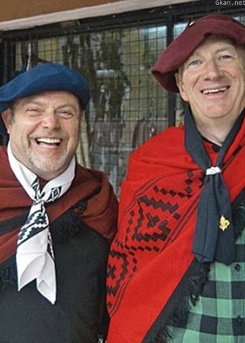 两个朋友:一个加乌乔人式的冒险