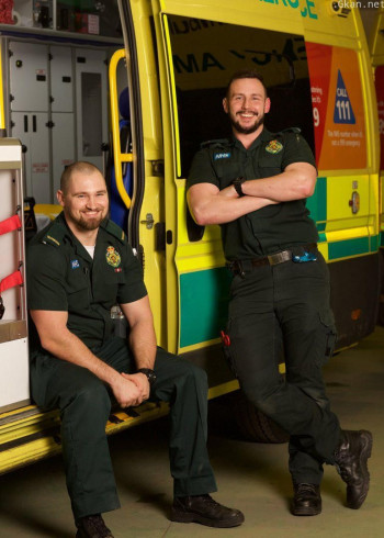 急救人员-在前线