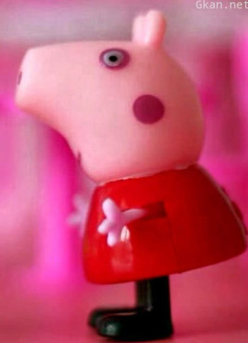 【小九玩具】小猪佩奇和弟弟乔治的玩具之小猪佩奇过大年