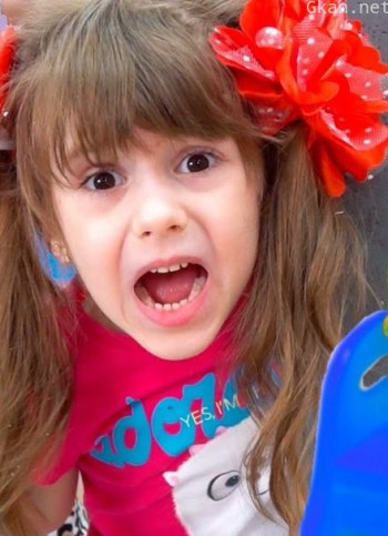 kiki奇趣玩具秀 第一季