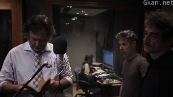 Corsini interpreta a Blomberg y Maciel