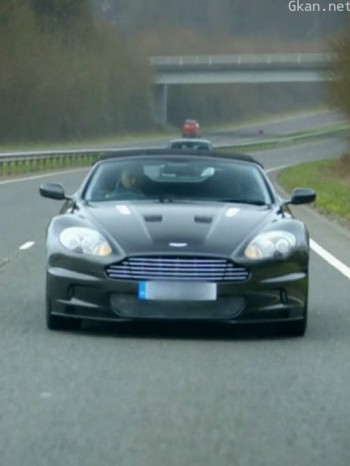 尖叫：保罗·好莱坞遇见阿斯顿·马丁