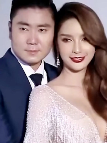 切洋葱看纪录片