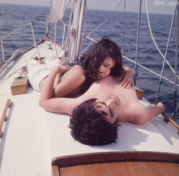 肉体犯罪海岸 -ピラニアの群れ