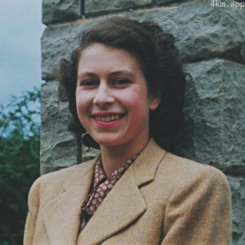 伊丽莎白：前所未见的女王