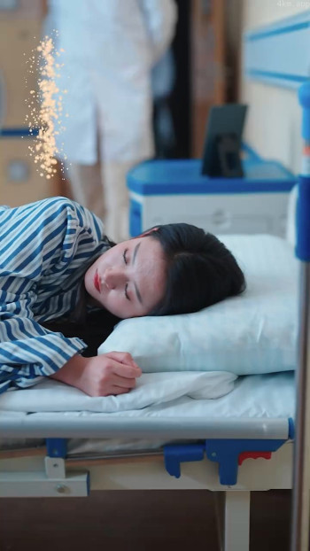 萧总,你的情深我不配