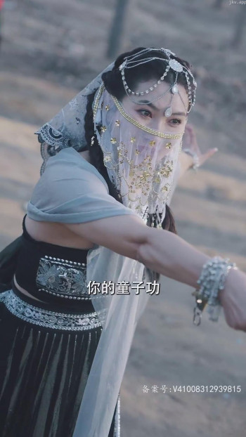 下山后,错撩一对双胞胎