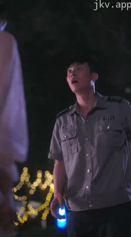 飞驰人生之为女人花钱100倍返现（失恋变神豪我要女人做我裙下臣）