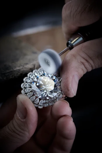 绝世美钻：卡拉哈里女王