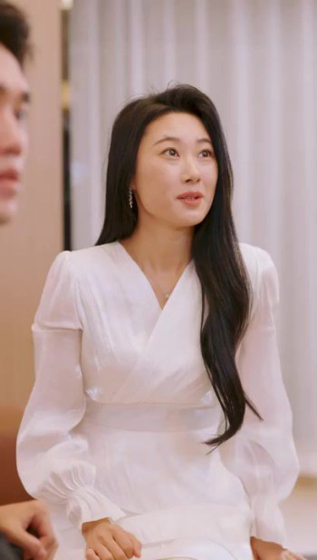 郁总,离婚协议请签收