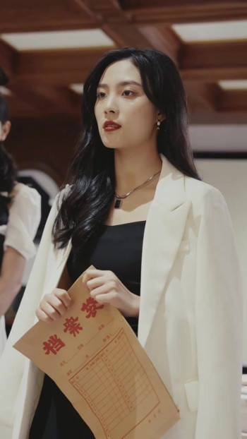 我继承遗产成为神豪(千亿遗产)