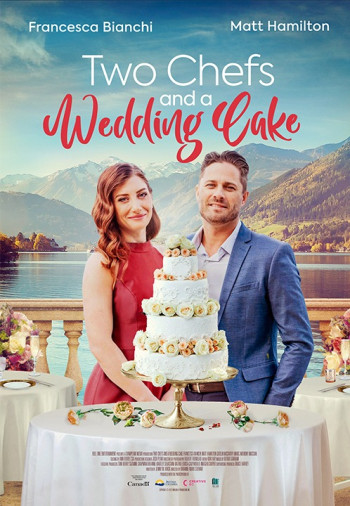 两位厨师和一个婚礼蛋糕