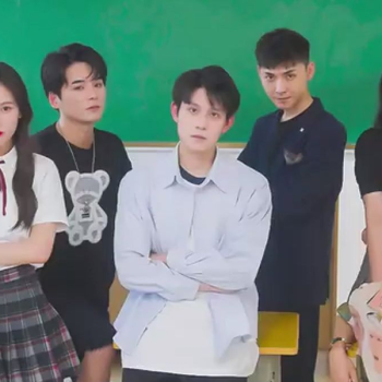 不装了我就是豪门富少